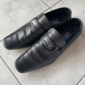 Salvatore Ferragamo black loafers, very good vintage condition, tortoise shell